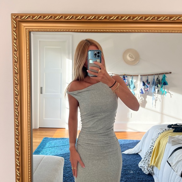 Bobbles and Lace - Grey Maxi Dress - Picture 3 of 5